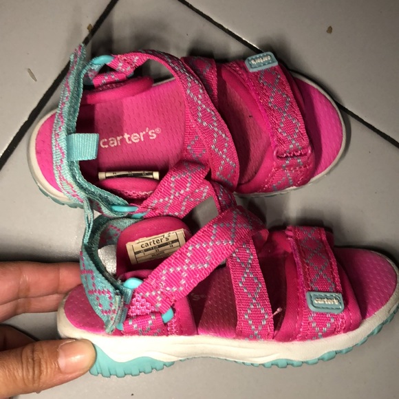 Lightly use carter sandals size 7 - Picture 2 of 3